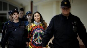 Artistă din Rusia, condamnată la 7 ani de închisoare pentru că a promovat mesaje anti-război